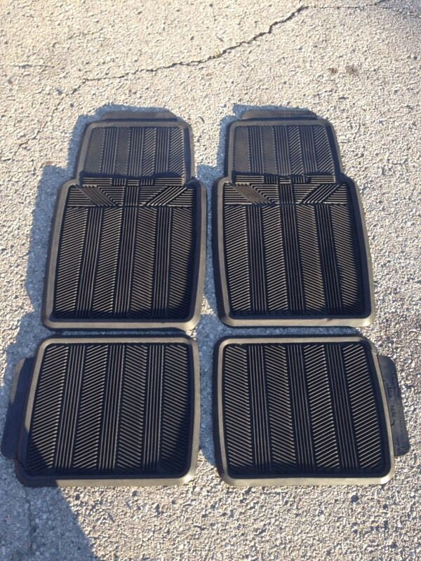 Rubber Car Mats - Heavy Duty Great for winter - Black/Blue/Grey in Vehicle Parts, Tires & Accessories in City of Toronto