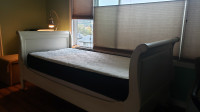 Ethan Allen Solid Wood Single Bed Frame / Haven Mattress