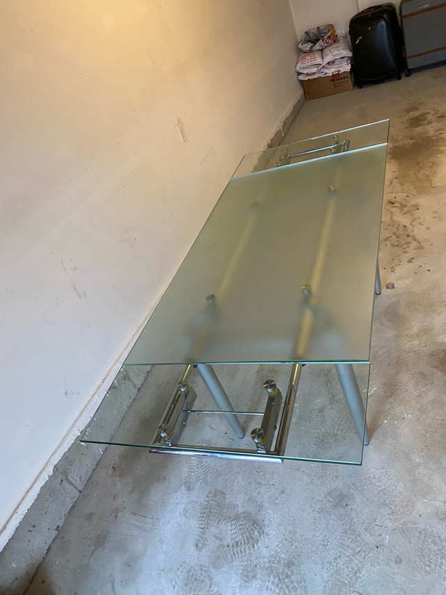 Glass table with easy extension  in Dining Tables & Sets in Oshawa / Durham Region - Image 3
