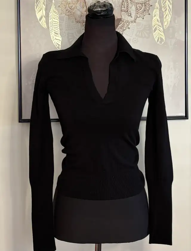 Linge femme XS et Small  in Women's - Tops & Outerwear in Laval / North Shore - Image 4