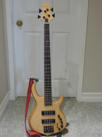 Marcus Miller M7 Ash 4 String Bass Guitar