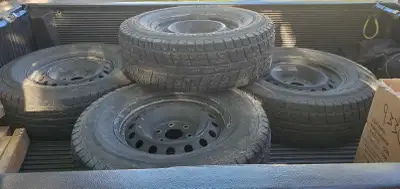 Used Yokohama Ice Guard tires 265/70R17 balanced on GM six bolt rims (may fit Tundra and Titan), dec...