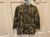 KIDS SPRING JACKET 6 years Like new