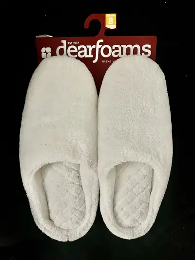 DEARFOAMS Women's White Slide slippers (Sz 8) -NEW wiith tags!!!, View more
