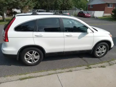 4 CYLINDERS 2.5 L 4 DOORS GOOD CONDITION A/C AM/FM WITH CD PLAYER SUNROOF FWD AUTOMATIC CARFAX REPOR...
