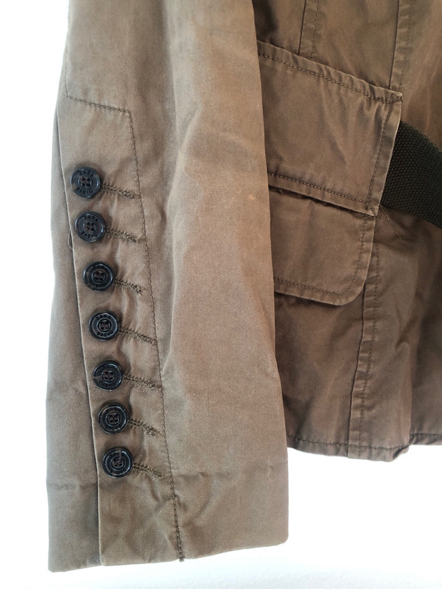 Veste kaki style militaire Zara en coton  dans Femmes - Hauts et vêtements d'extérieur  à Ville de Montréal - Image 2