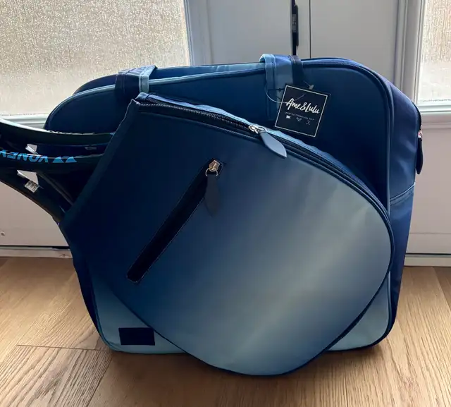 Ame and Lulu tennis bag - navy - New in Tennis & Racquet in City of Toronto - Image 3