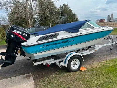 1991 Chaparral Bowrider, good condition , fully serviced ready to go, with a 2008 - 150 hp Mercury o...