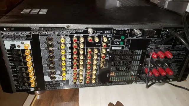 For sale: kenwood VR4700 AV Receiver63234885157889121