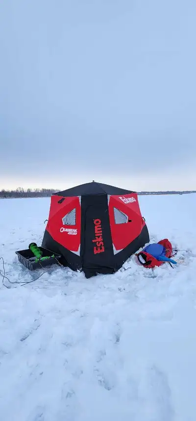 Tent insulated Exkimo 450xd use just 2 times, View more