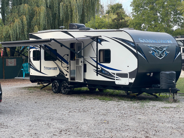  2018 RV trailer toy hauler Forest river delivery available in Travel Trailers & Campers in Hamilton
