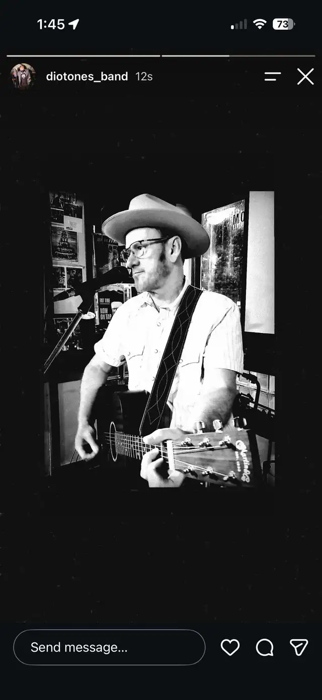 Seeking accompaniment for singer-songwriter