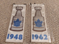 Toronto Maple Leafs upper Deck mini flags