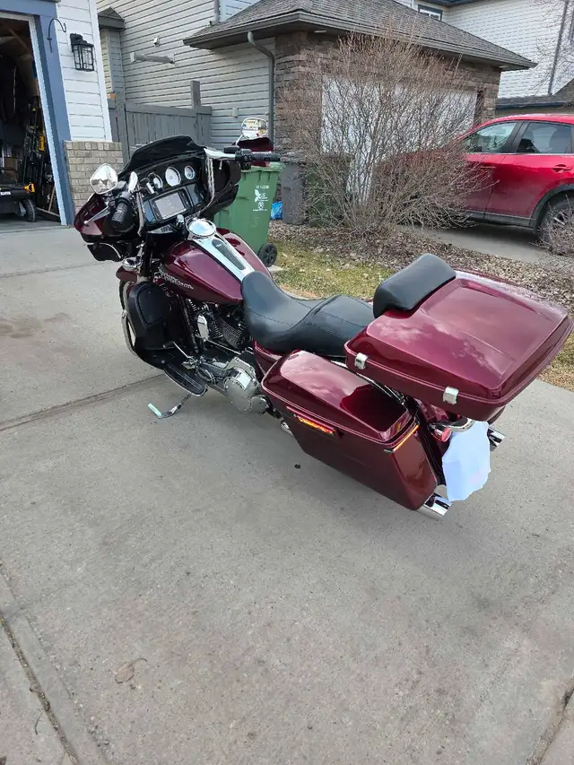 2014 Harley Davidson Street Glide Special in Street, Cruisers & Choppers in Edmonton - Image 3