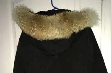 Authentic - Women Canada Gooses Kensington Parka Jacket in Women's - Tops & Outerwear in City of Toronto - Image 6
