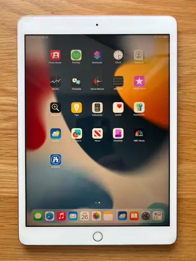 Rose Gold iPad 7 32G, View more