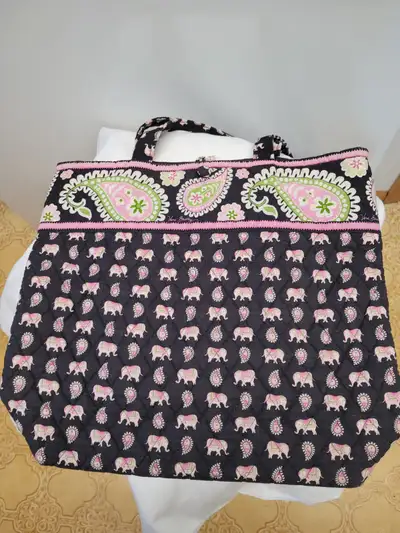 Vera Bradley Quilted Tote Bag Retired “Pink Elephants” Print Features a black background with pink a...