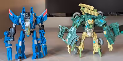 Transformers lot, all in played with condition. Local pickup in Fredericton, NB