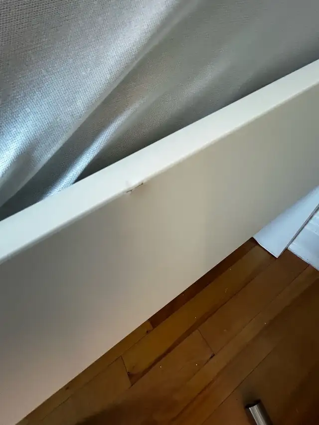 Vends lit simple SLÄKT blanc in Beds & Mattresses in Longueuil / South Shore - Image 3