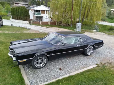 Rare factory vinyl roof delete car. Fully loaded. Black on white, leather interior, 429 Thunderjet,...