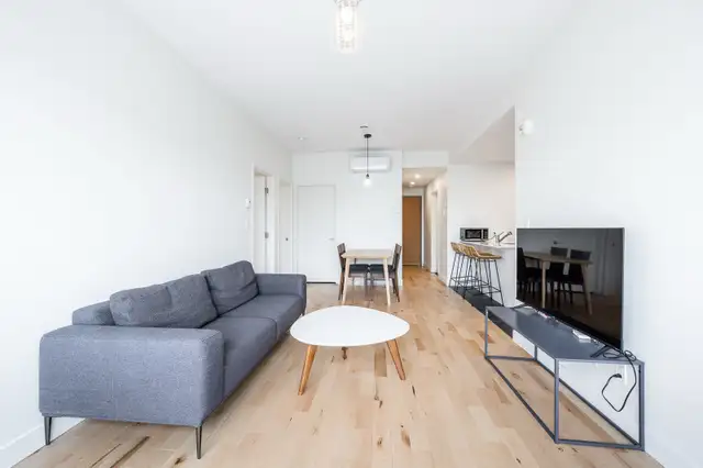 Bright 6.5 for Rent (South-West)