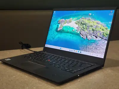 Rated BEST Business laptop everywhere .. Top of the line model with.. 4k super bright (600 Nits) + H...