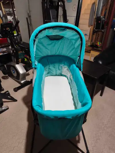 Hauck baby bassinet, View more