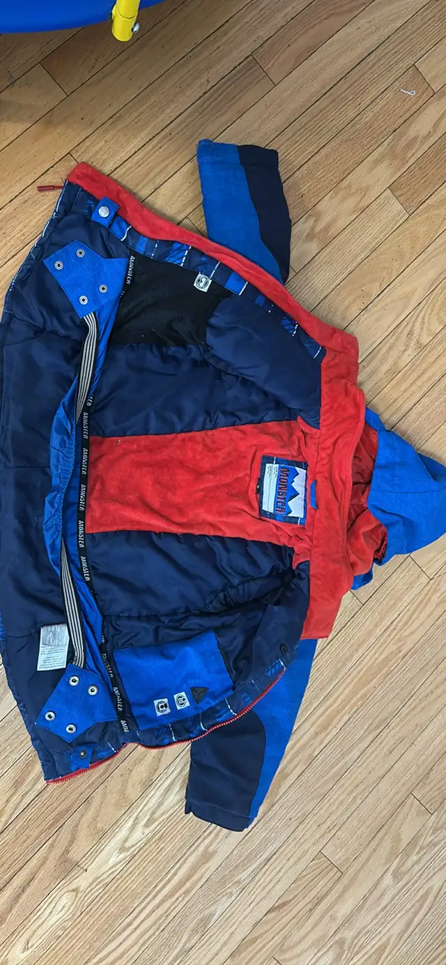 Boys Ski jacket  in Kids & Youth in Ottawa - Image 3