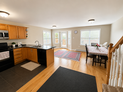 Spacious 3-Bedroom Townhouse in Halifax – Available Now! 3D Virtual Tour below - Copy and Paste http...