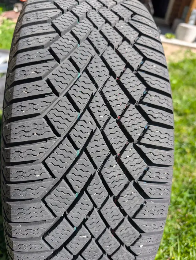 Volkswagen Rims and Continental Winter Tires 215/55 R17 in Tires & Rims in Barrie - Image 4