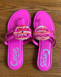  Beautiful flip flop $10.00