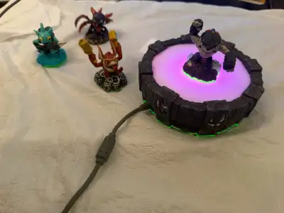 Dive into adventure with this Skylanders portal, perfect for bringing your characters to life on scr...