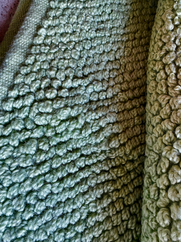 3 green 100% NEW WOOL BISSERUP rugs runners (great condition) in Rugs, Carpets & Runners in Markham / York Region - Image 2