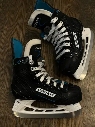 Bauer X-LP Youth Skates - Size 10, View more