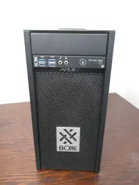 Boxx Apexx 2 2403 Workstation i7-7700K 32GB 512GB AsRock Z270M
