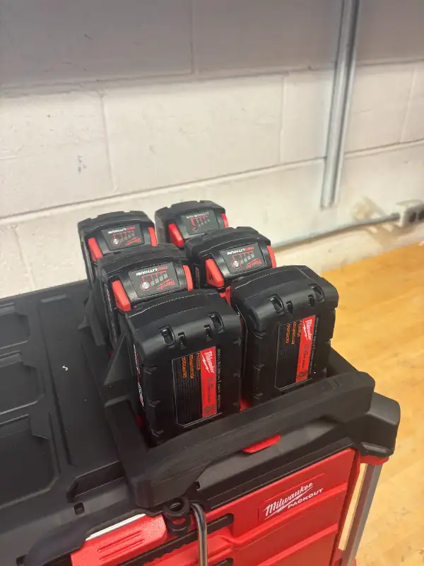 Milwaukee Packout Holder Carrier for 6x M18 Batteries - Custom in Power Tools in Markham / York Region - Image 4