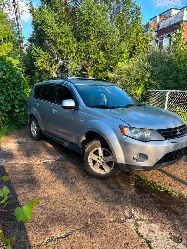 MITSUBISHI OUTLANDER 2009