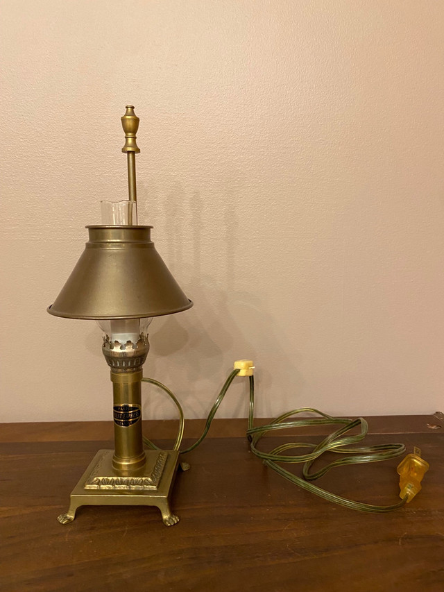 Orient Express table lamp in Indoor Lighting & Fans in Hamilton - Image 2
