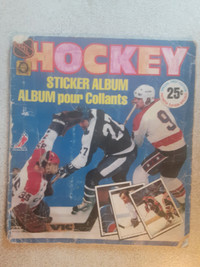 ALBUM DE STICKERS DE HOCKEY O.P.C 1981