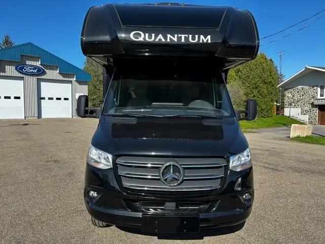 Motorisé Mercedes-Benz 2020 / Thor Quantum 26 pieds Classe C in RVs & Motorhomes in Lanaudière - Image 7
