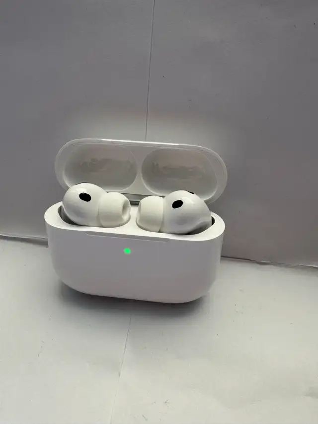 Apple Airpod Pro 3 - Excellent condition - 160 negotiable