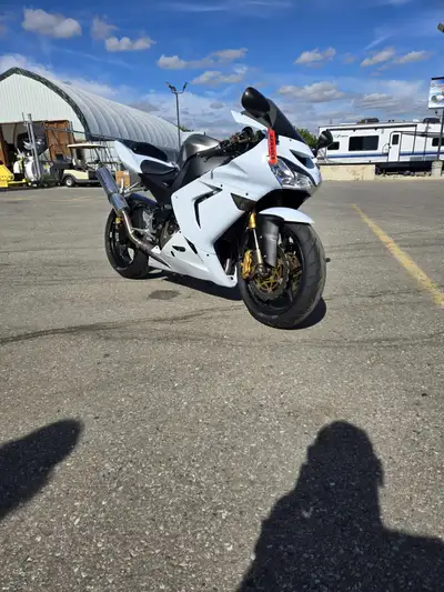 2005 Zx10r with 26078 km Comes with ownership Bike has a lot of balls and raw power and will make yo...