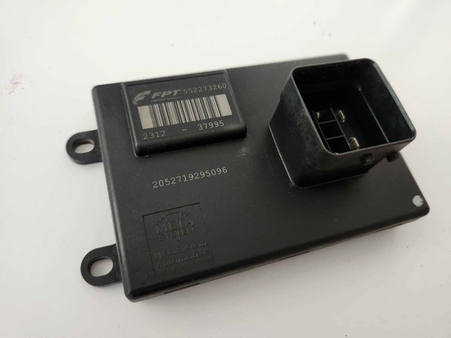 Smart Drive Unit 552273260 in Engine & Engine Parts in Ottawa - Image 2