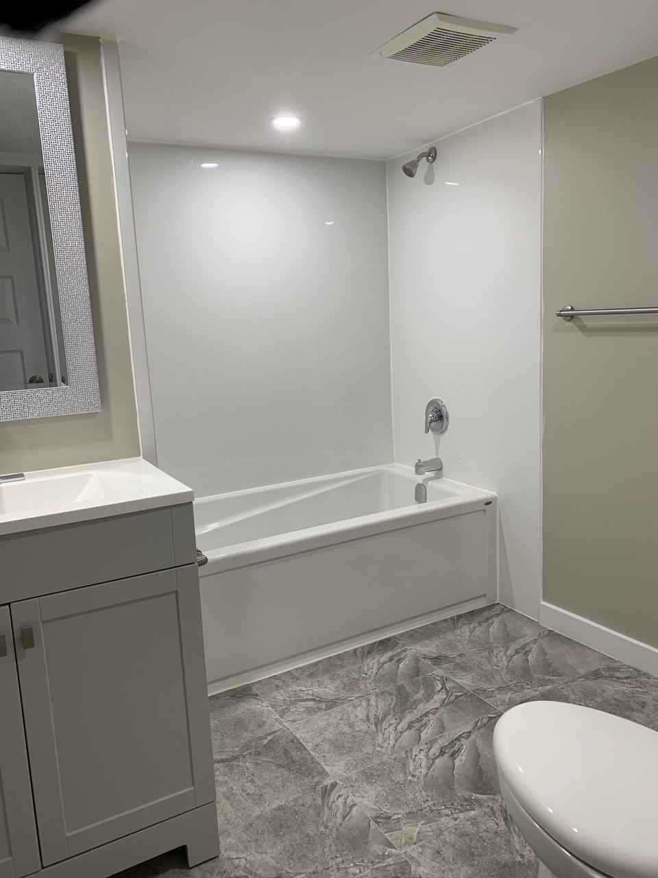 Basement One Bedroom Apartment 5