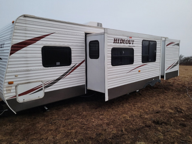 2011 hideout travel trailer in Travel Trailers & Campers in Yarmouth - Image 2