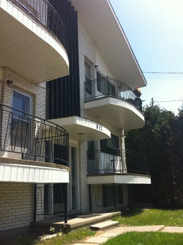 Room for Rent, $730 in Student Building