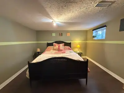 This all inclusive furnished apartment, with One Queen Bedroom, One 3 pc Bath, separate entrance, an...