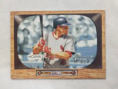 MOLINA ROOKIE CARD IN EXC.-NRMT CONDITION...COLOR T.V. VERSION...#30.