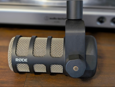 [OPEN TO OFFERS] RØDE PodMic Microphone, View more