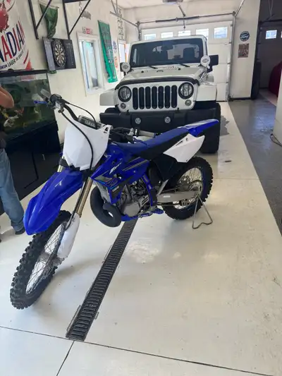2020 YZ250 Low hours Bike is in good shape, lots of aftermarket parts and have the top end rebuild k...